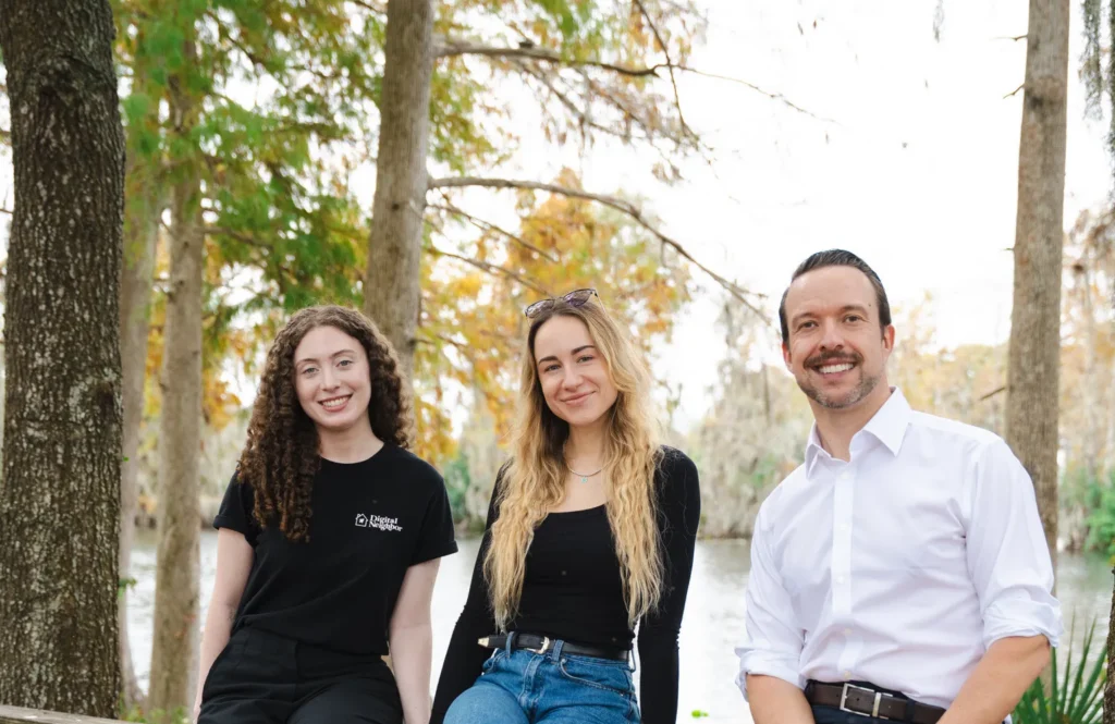 digital neighbor team photo